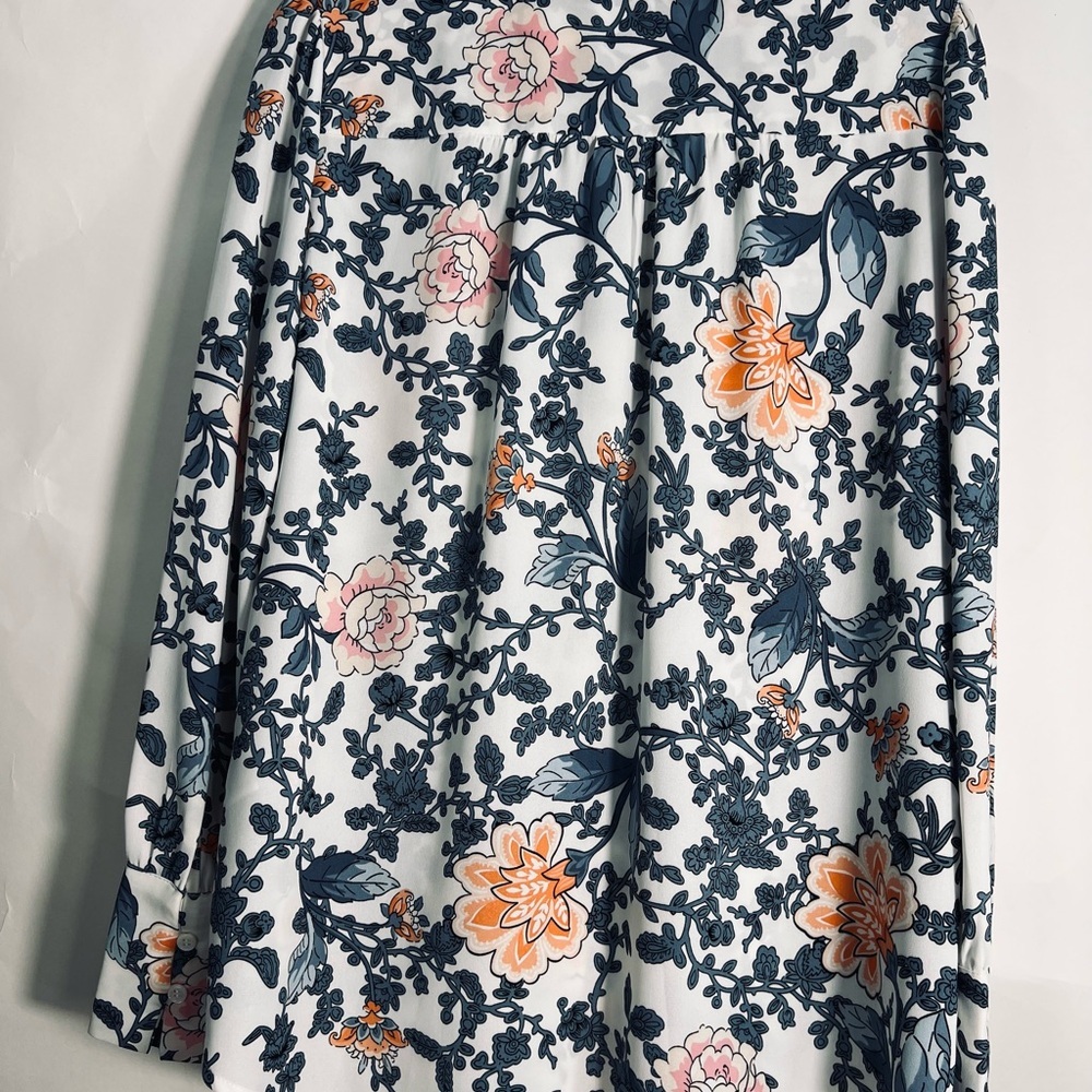 Tihari Floral Long Sleeve Button-Up Shirt - Picture 12 of 12